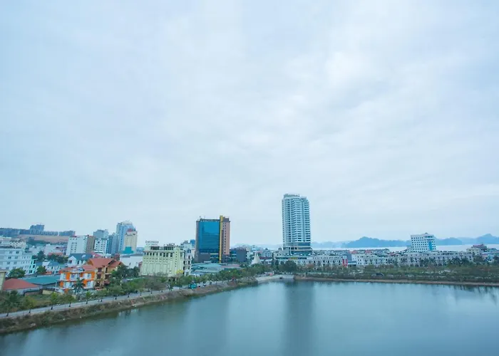 Sunhotel Frühstückspension Hạ Long