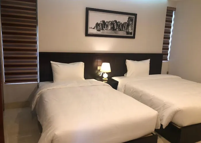 Sunhotel * Hạ Long
